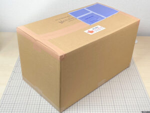 ギガ工具付きダブルセットの配送用の箱の写真